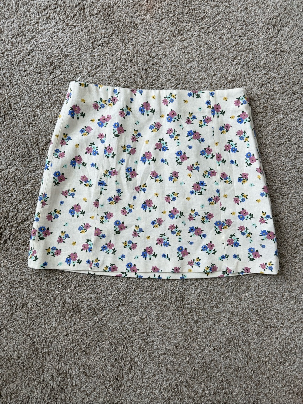 Zara Cream Mini Skirt with Pink & Blue Floral Print